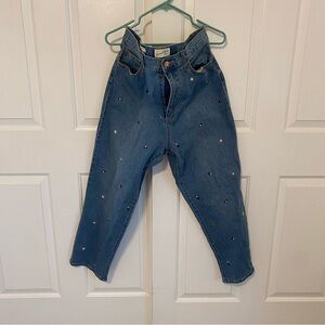 Universal Thread Floral Embroidery Jeans 14